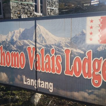 Visite de “nos” deux lodges au Langtang